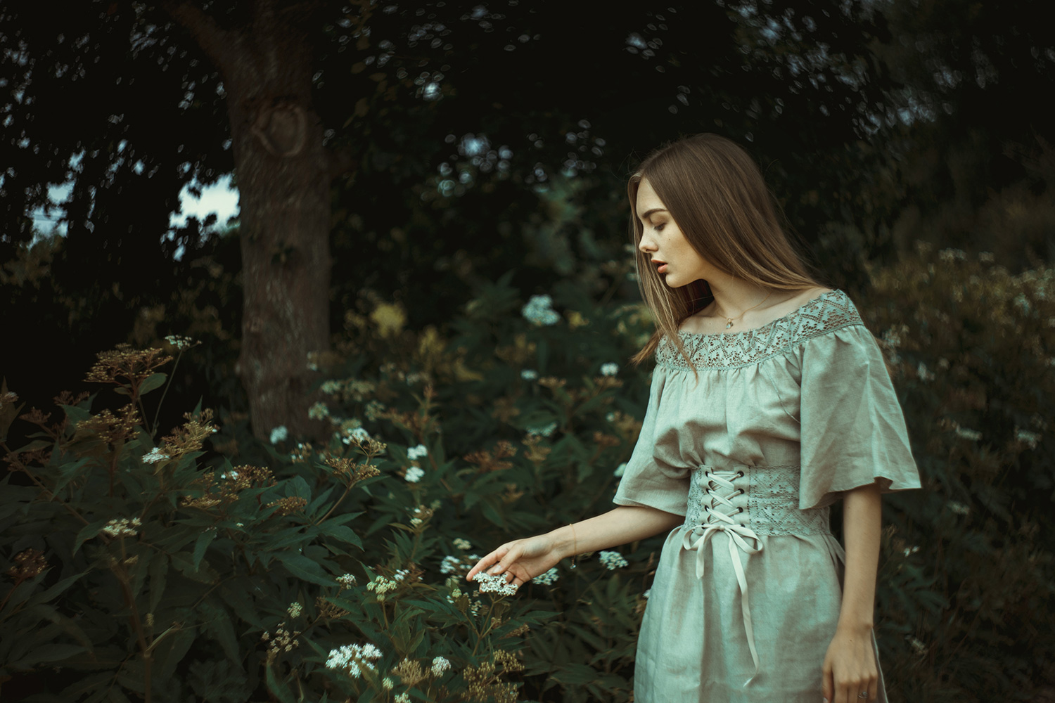Voriagh, Memories Collection, inspired by Northern and Baltic folklore, handcrafted in Paris.Shooting in the Vallee de Chevreuse
