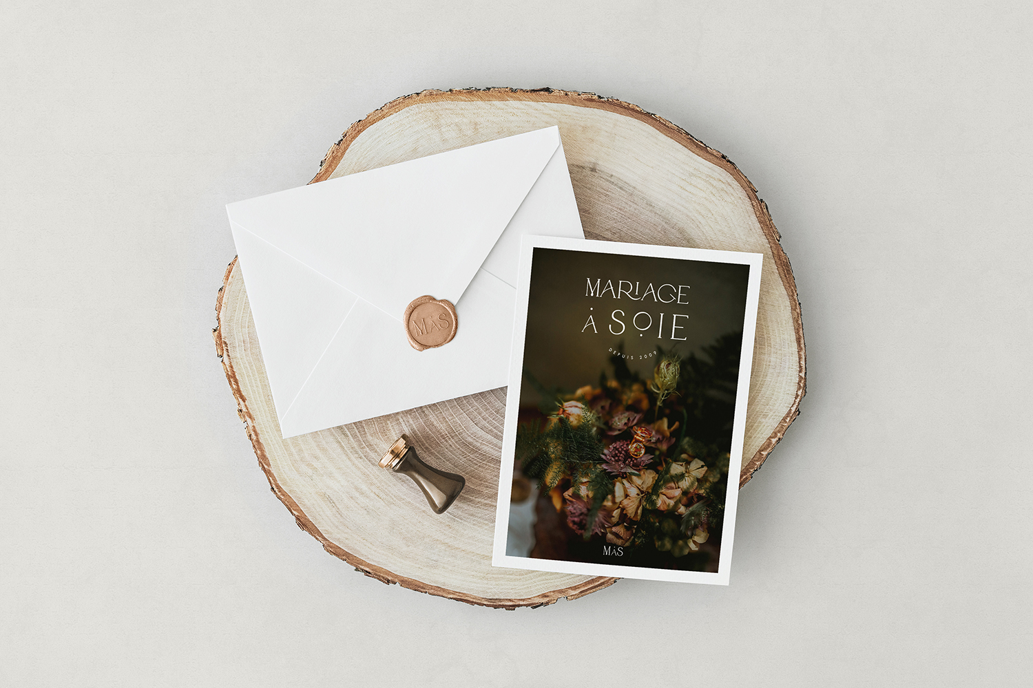 Mariage à Soie wedding planner stationary logo invitation card stationery